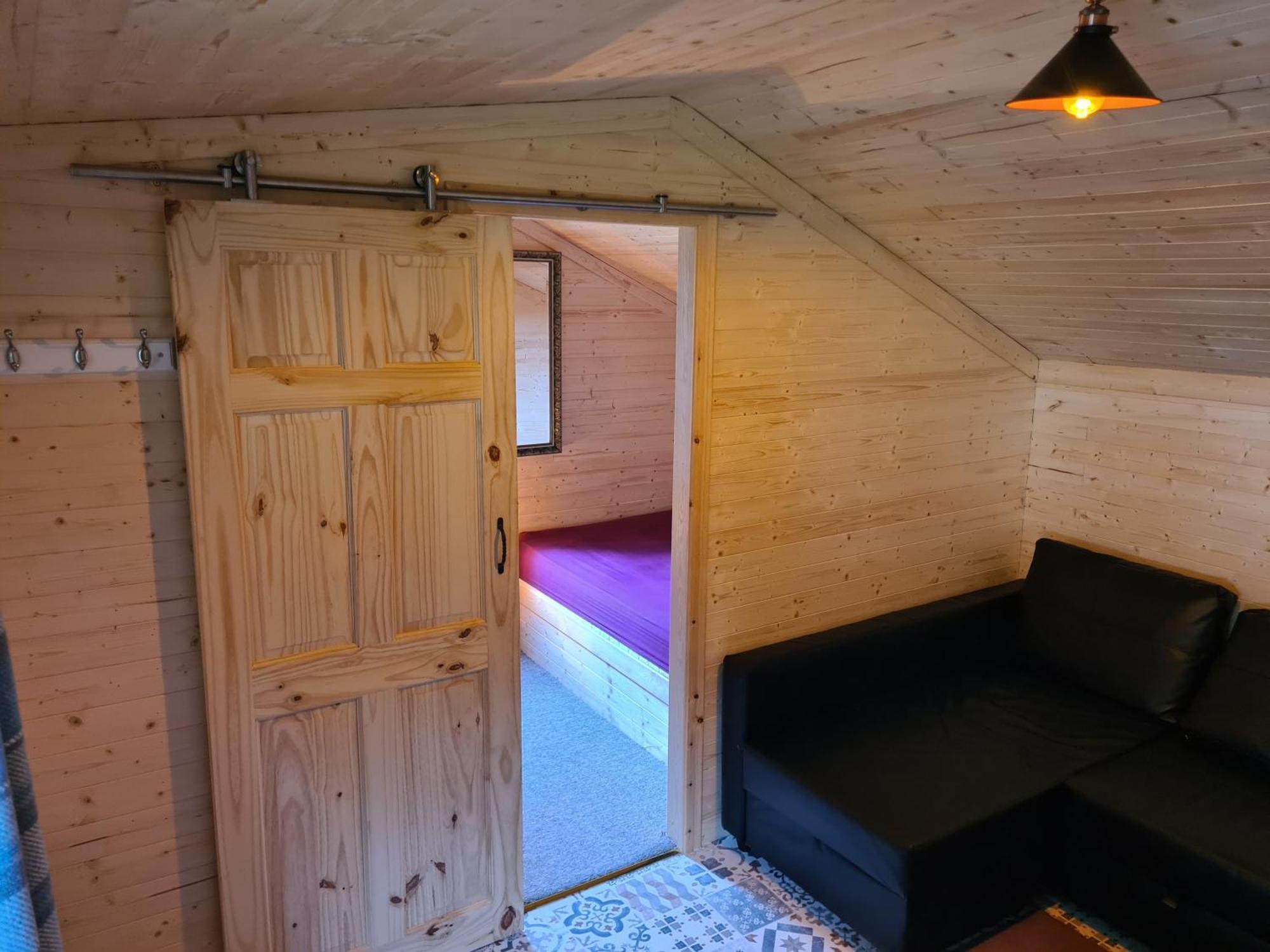 Bell Tent Glamping At Royal Victoria Country Park Southampton Exterior photo